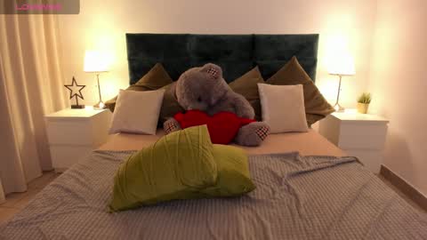 niiik_miiiki online show from February 5, 11:12 am