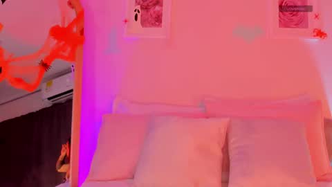 NINAINK online show from October 23, 11:44 am