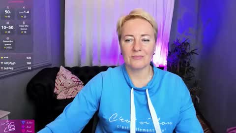 Snapshot of nika_smit chatting on September 13, 9:12 am Nika online show from September 13, 9:12 am