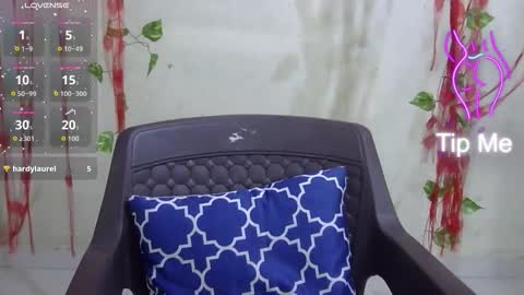 Nike online show from November 21, 6:00 am