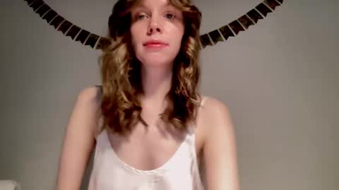 Snapshot of nikki_mi chatting on January 25, 10:08 am Nikki online show from January 25, 10:08 am