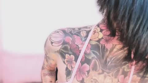 Snapshot of nikkiramone chatting on October 14, 10:24 pm Nikki Ramone online show from October 14, 10:24 pm