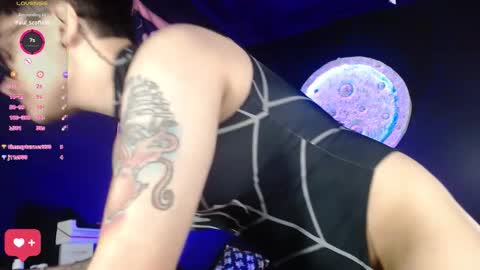 Nikky online show from February 12, 4:32 pm