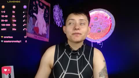 Nikky online show from November 15, 2:40 pm