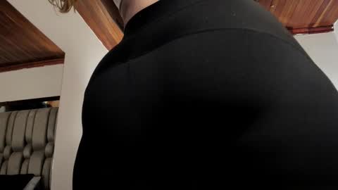     online show from November 7, 11:56 am