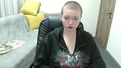 Snapshot of nikkysnow chatting on September 23, 8:30 am nikkysnow online show from September 23, 8:30 am