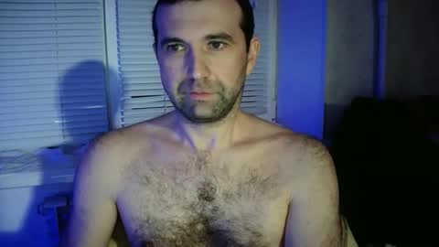 nikolas_vaz online show from January 18, 9:02 pm