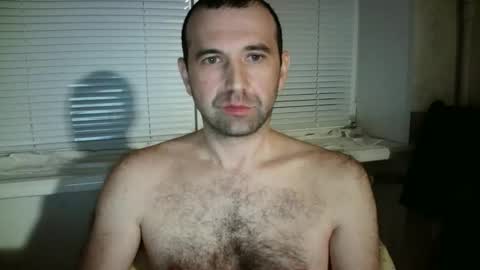 nikolas_vaz online show from September 25, 9:33 pm