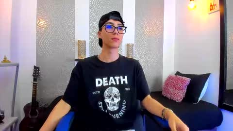    online show from March 6, 7:14 am