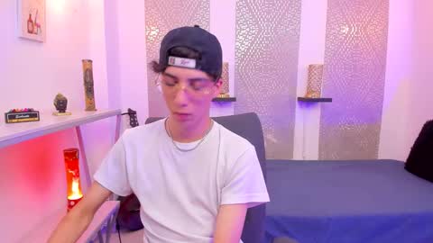    online show from December 17, 5:25 am