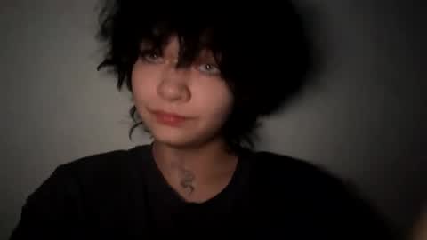 Snapshot of nikoli_naw chatting on January 5, 7:17 pm nikoli_naw online show from January 5, 7:17 pm