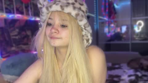 Snapshot of nikoli_naw chatting on September 30, 8:52 pm nikoli_naw online show from September 30, 8:52 pm
