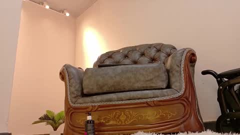 Snapshot of niky_smit chatting on March 6, 6:05 pm NIKY SMIT online show from March 6, 6:05 pm