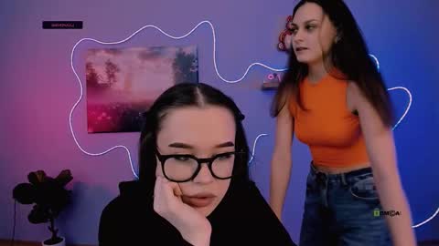 nila_eclipse online show from March 27, 9:43 am