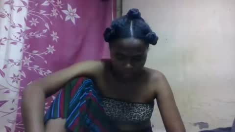 nilah online show from November 3, 8:48 am