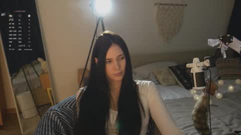 Jennet online show from February 7, 8:56 pm