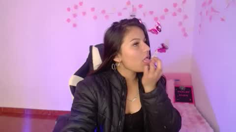 nina__666 online show from December 1, 11:30 am