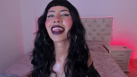 Nina Fox  online show from October 26, 1:34 pm