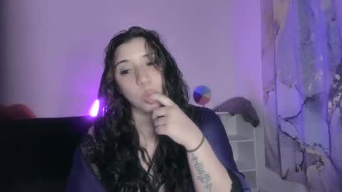 Snapshot of nina_lovez chatting on October 20, 1:10 am nina_lovez online show from October 20, 1:10 am