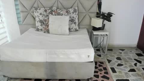 Snapshot of nina_pons chatting on October 14, 8:23 pm Nina online show from October 14, 8:23 pm