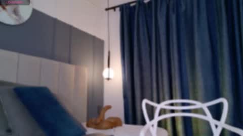   Nina  online show from January 5, 5:27 pm