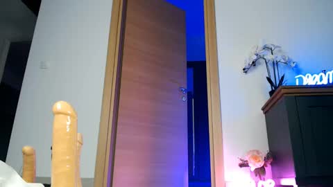 Nina online show from February 27, 10:33 am