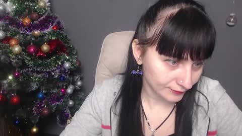 ninaflawlees online show from December 17, 12:56 pm