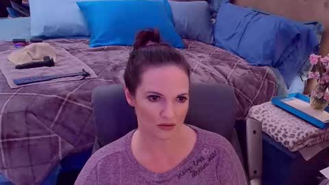 Snapshot of ninajaymes chatting on September 23, 9:54 pm Nina Jaymes online show from September 23, 9:54 pm