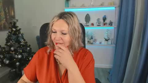 ninastarle online show from December 14, 4:52 am