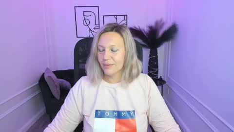 Snapshot of ninastarle chatting on September 11, 5:20 am ninastarle online show from September 11, 5:20 am