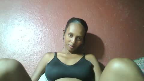 ninie246746 online show from March 11, 6:19 am