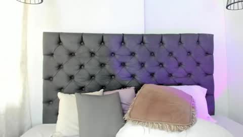 evaaaaaa online show from January 20, 4:12 pm