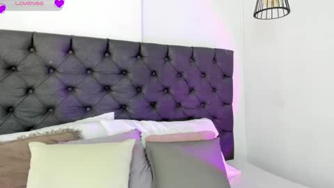 evaaaaaa online show from March 2, 1:38 pm