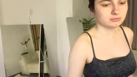 nishira_shy online show from May 15, 11:29 am