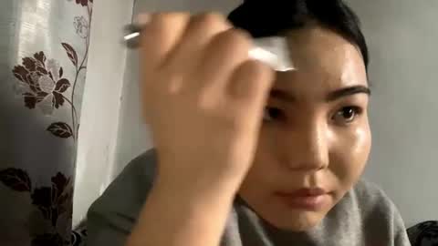 Molly online show from December 23, 8:20 am