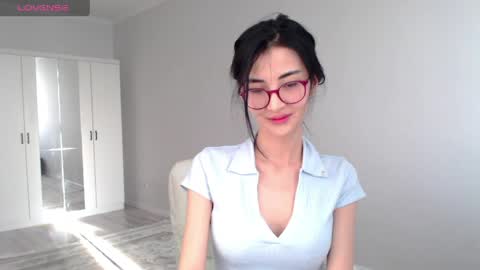 Niu online show from April 4, 2:18 am