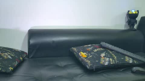 Snapshot of nixon347932 chatting on March 10, 11:01 am Nicolas Muscle online show from March 10, 11:01 am