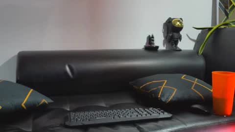 Snapshot of nixon347932 chatting on September 22, 5:44 am Nicolas Muscle online show from September 22, 5:44 am