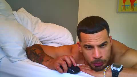 Snapshot of nixon347932 chatting on March 2, 9:22 pm Nicolas Muscle online show from March 2, 9:22 pm