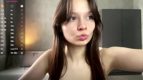 Nora online show from April 12, 2:15 am