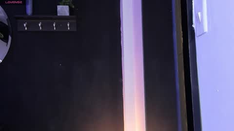 Noah  online show from February 1, 3:25 am