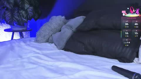 Noah  online show from November 28, 4:09 am