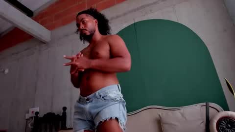 Noah online show from September 16, 7:06 pm