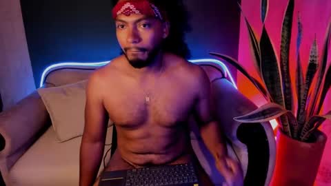 Noah online show from February 4, 1:12 am