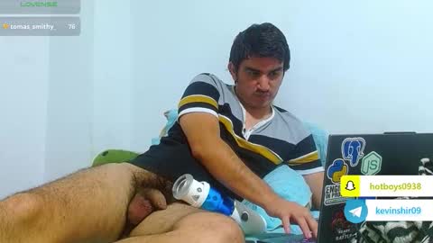 noah_meyer_ online show from November 5, 3:52 am