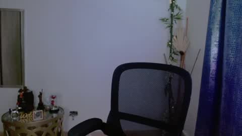 noah online show from May 9, 4:40 am