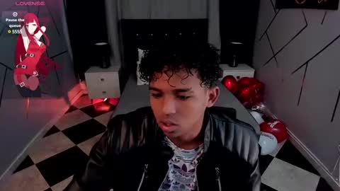 noah_smith04 online show from February 15, 12:33 pm