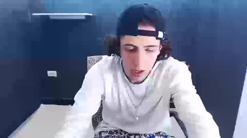 noah_sokolov online show from January 9, 11:10 pm