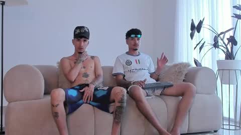 noahdaviss online show from April 20, 10:13 pm