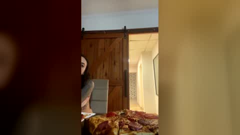 noeink online show from April 6, 4:46 am